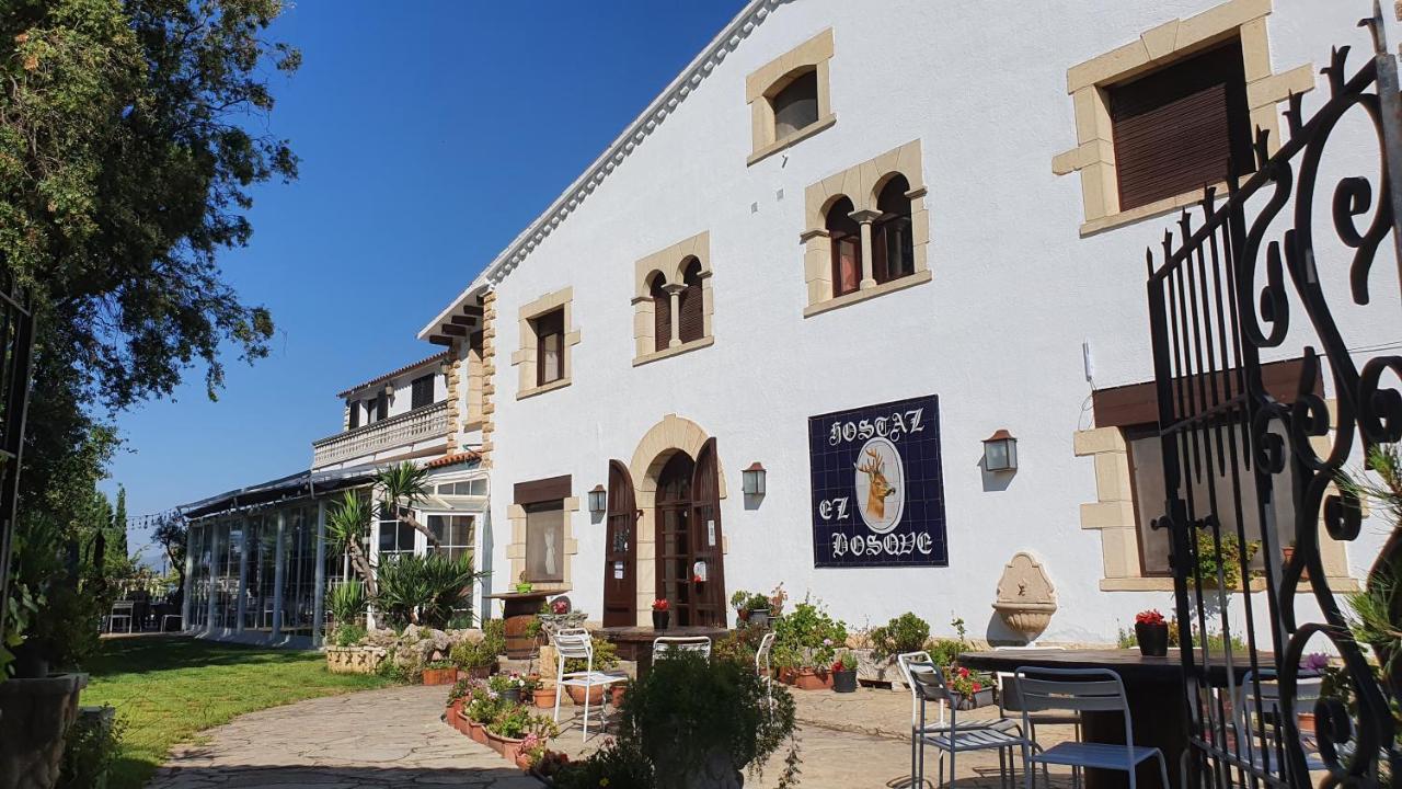 Hotel Restaurant El Bosc Banyeres del Penedes Bagian luar foto